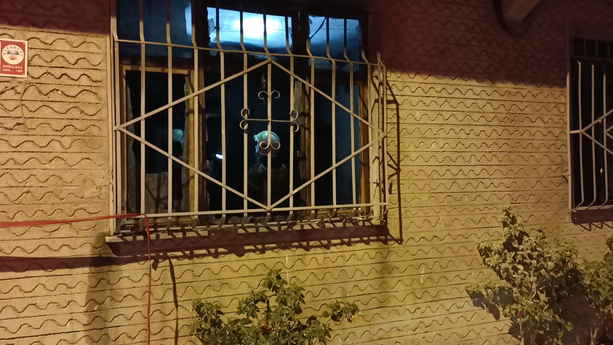 Bursa\'da Yangında Yataklı Hasta Yaralandı