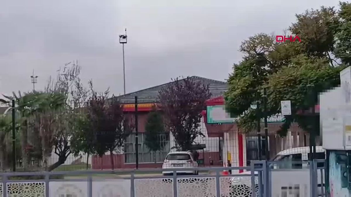 Down Sendromlu Öğrencinin Ağız Bandıyla Kapandığı Fotoğraf Tepki Çekti