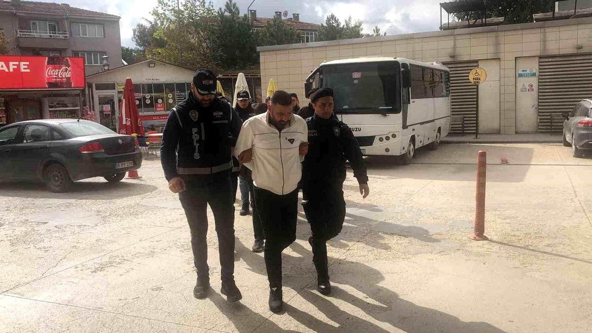 İnegöl\'de Tefeci Çetesine Operasyon