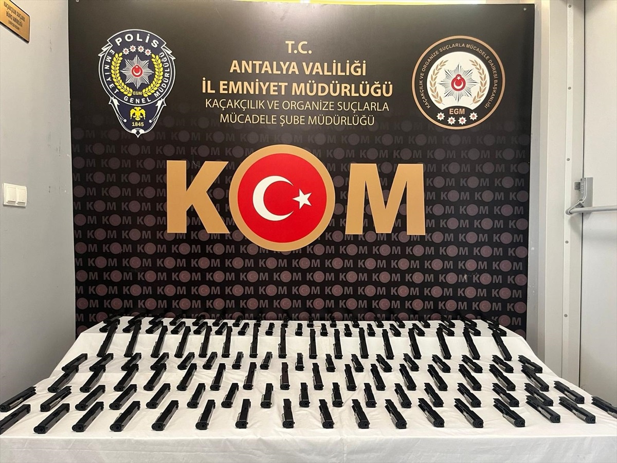 Antalya\'da Kaçakçılık Operasyonu: 1 Şüpheli Yakalandı
