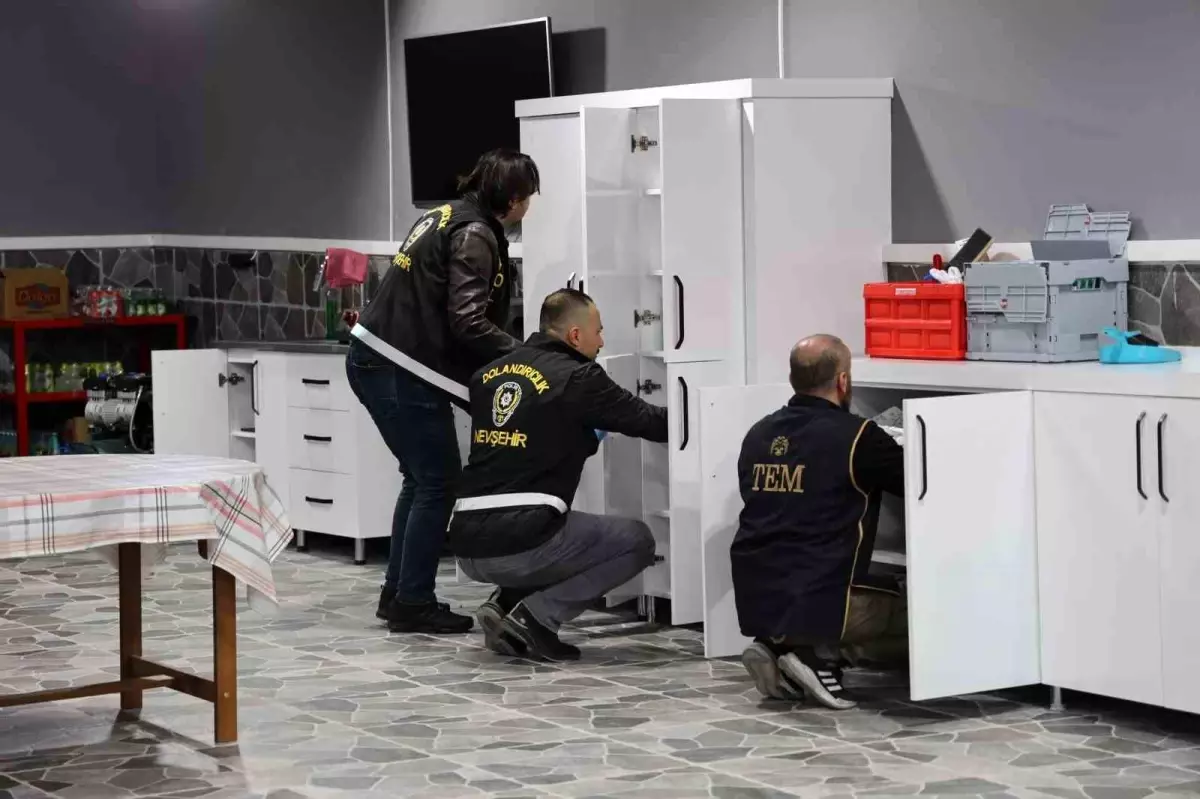 Gurbetçi Kadınları Dolandıran Çete Çökertildi