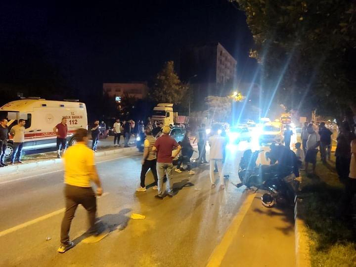 Adıyaman\'da Motosiklet Kazası: 3 Yaralı