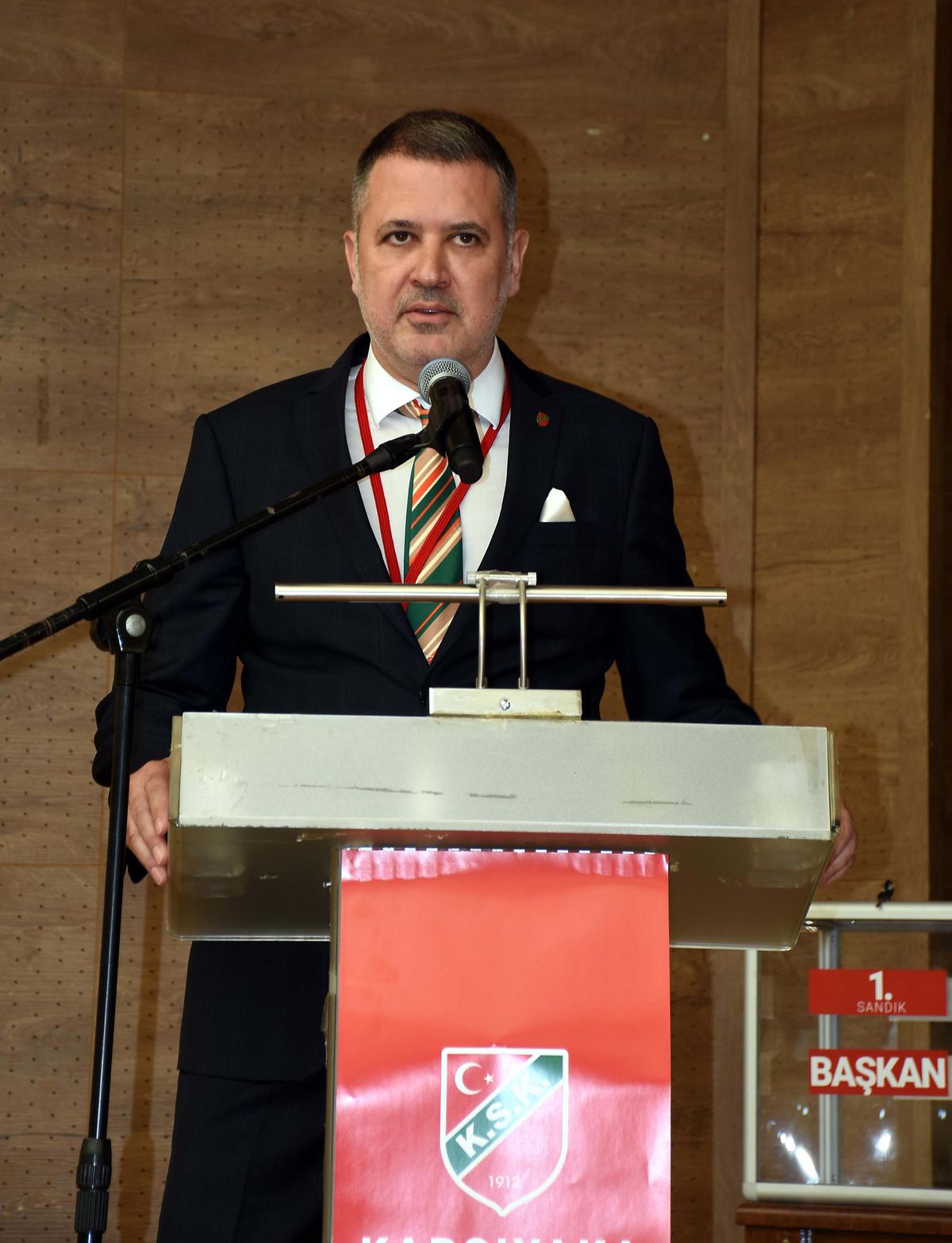 Karşıyaka Spor Kulübü Vergi Krizi Yaşıyor