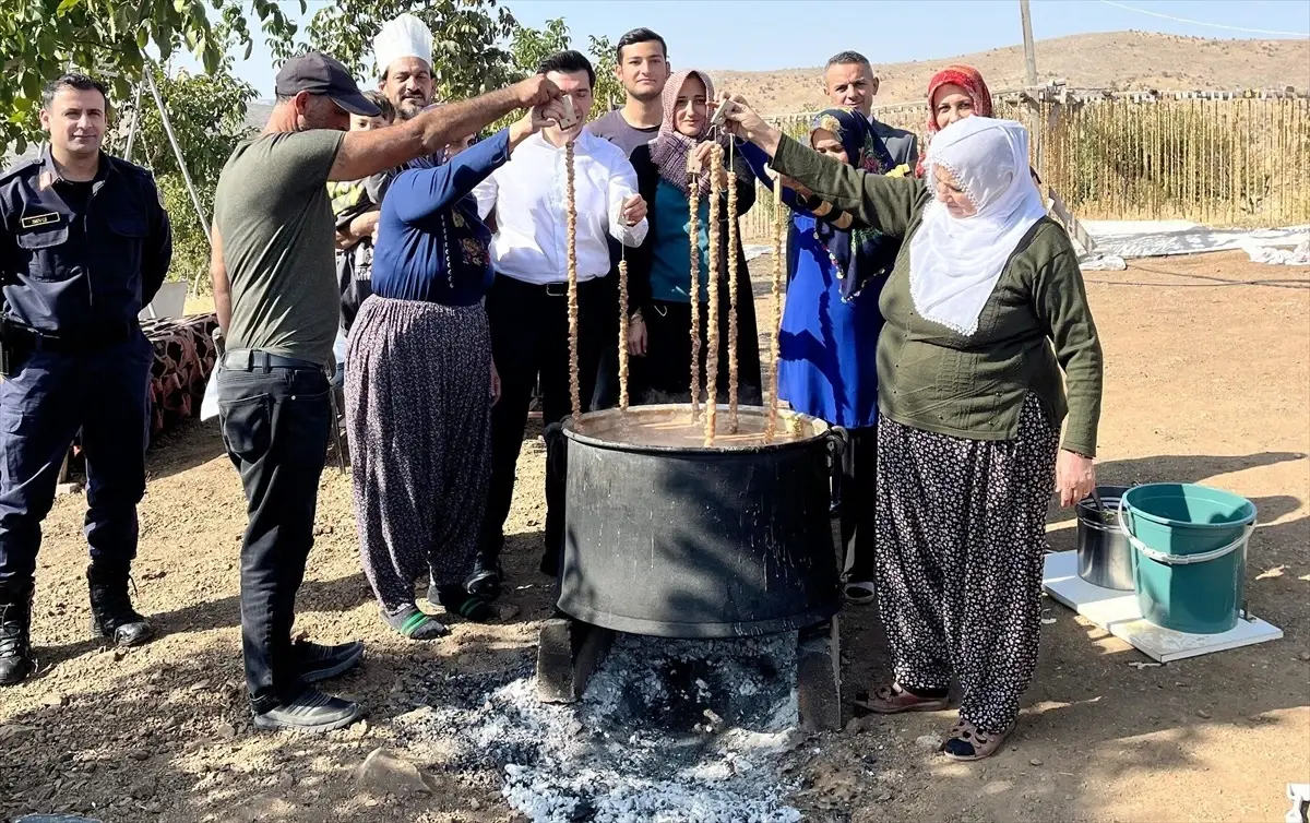 Kaymakam Atalık, Orcik Yapımına Katıldı