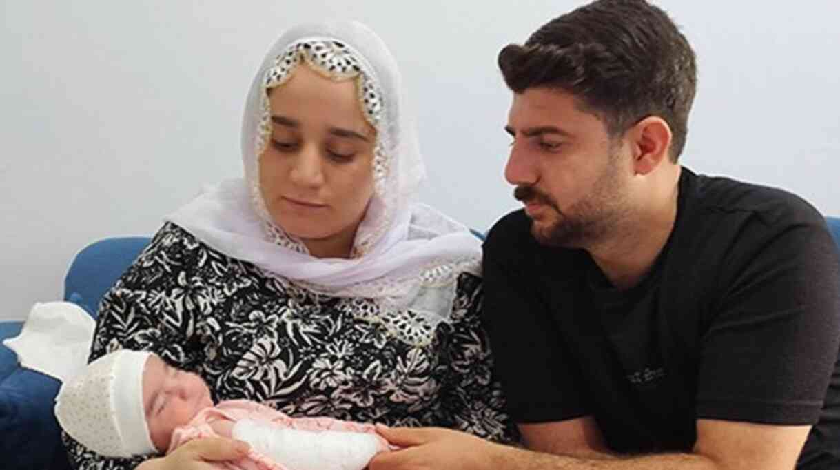 Kuvöze alınan 5 günlük bebeğin kolu yandı