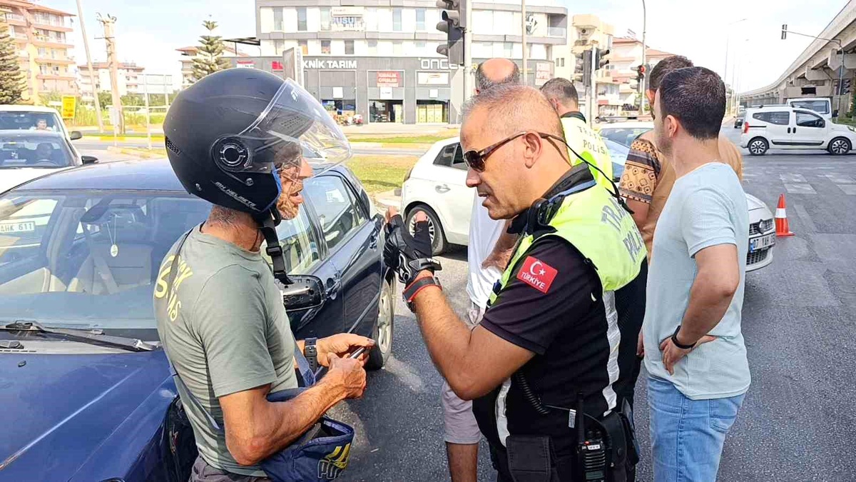 Manavgat\'ta Motosiklet Kazası