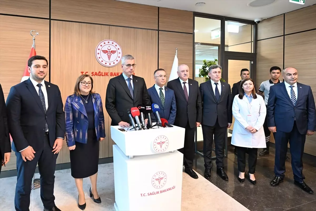 Sağlık Bakanı Memişoğlu, Gaziantep Şehir Hastanesini ziyaret etti Açıklaması