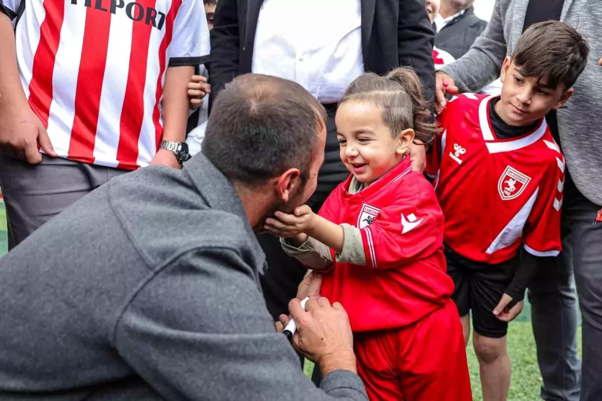 Samsun\'da Sınıflar Arası Futbol Turnuvası\'nın Şampiyonu 4-G Sınıfı Oldu