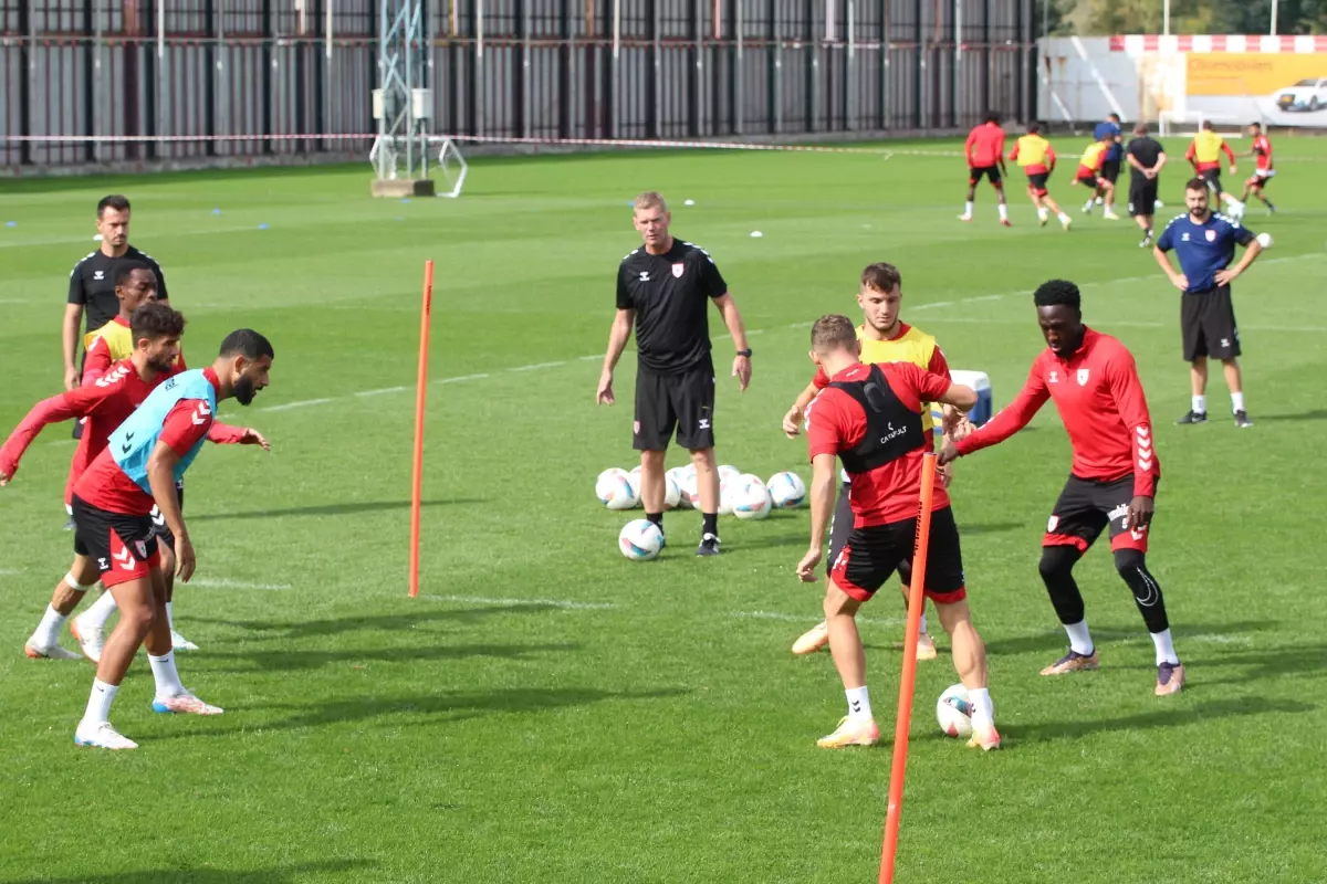 Samsunspor, Fenerbahçe Maçına Hızla Hazırlanıyor