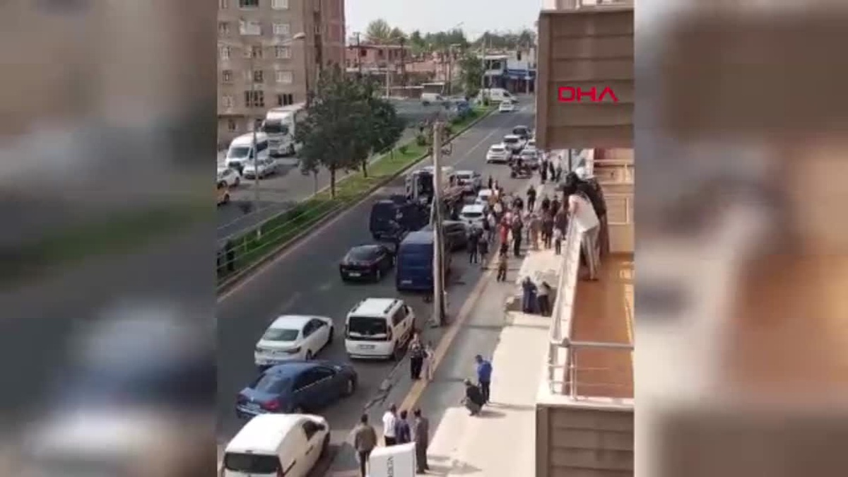 Diyarbakır\'da Sürücü Kursunda Kavga: 7 Yaralı
