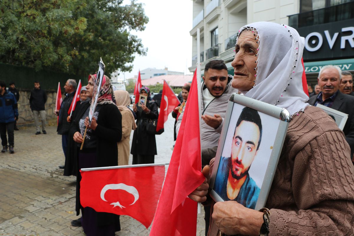 Van\'da Aileler, Kaçırılan Çocukları İçin 91. Haftada Eylem Düzenledi