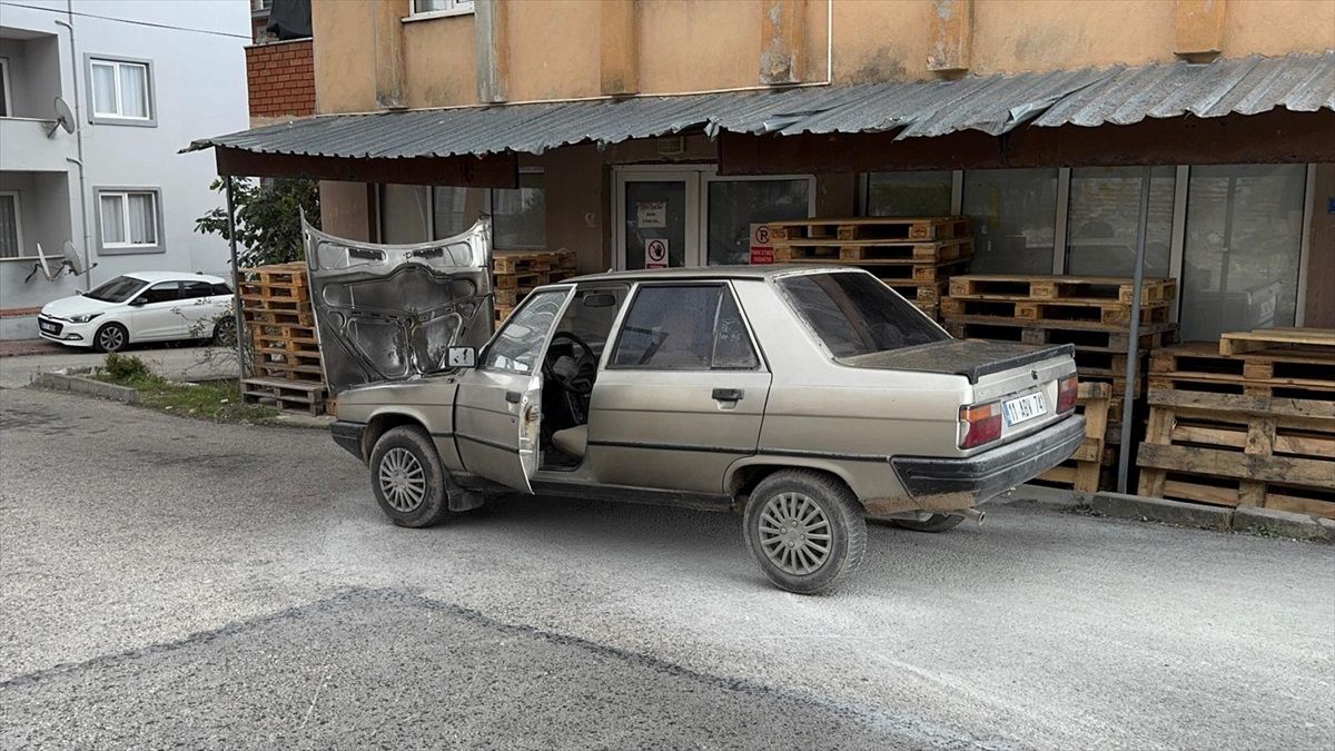 Bilecik\'te Otomobil Yangını
