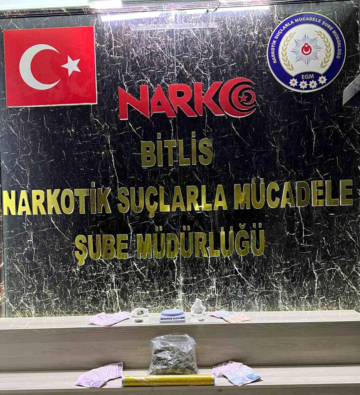 Bitlis\'te Uyuşturucu Operasyonu