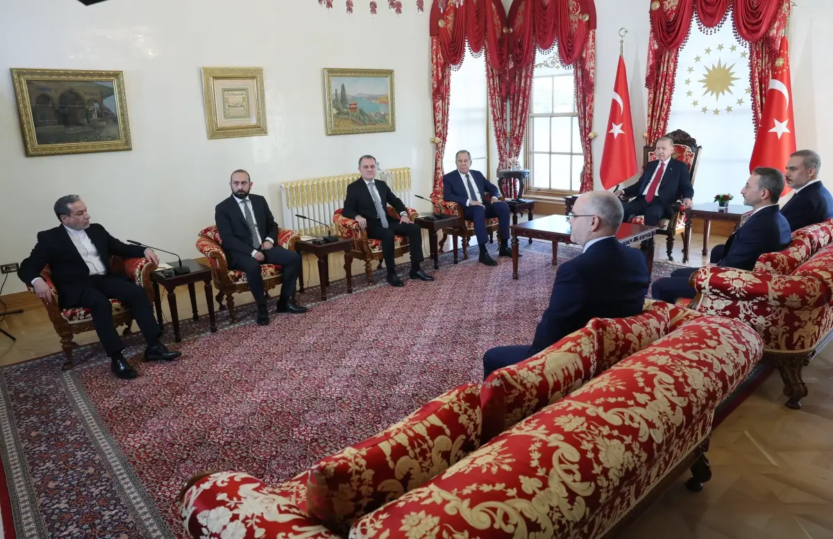 Erdoğan, Azerbaycan, Rusya, İran ve Ermenistan dışişleri bakanlarını kabul etti