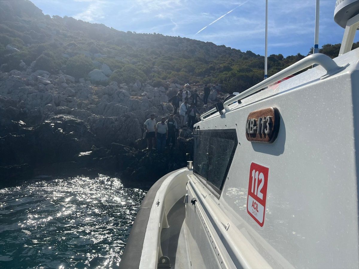 Marmaris\'te 26 Düzensiz Göçmen Kurtarıldı