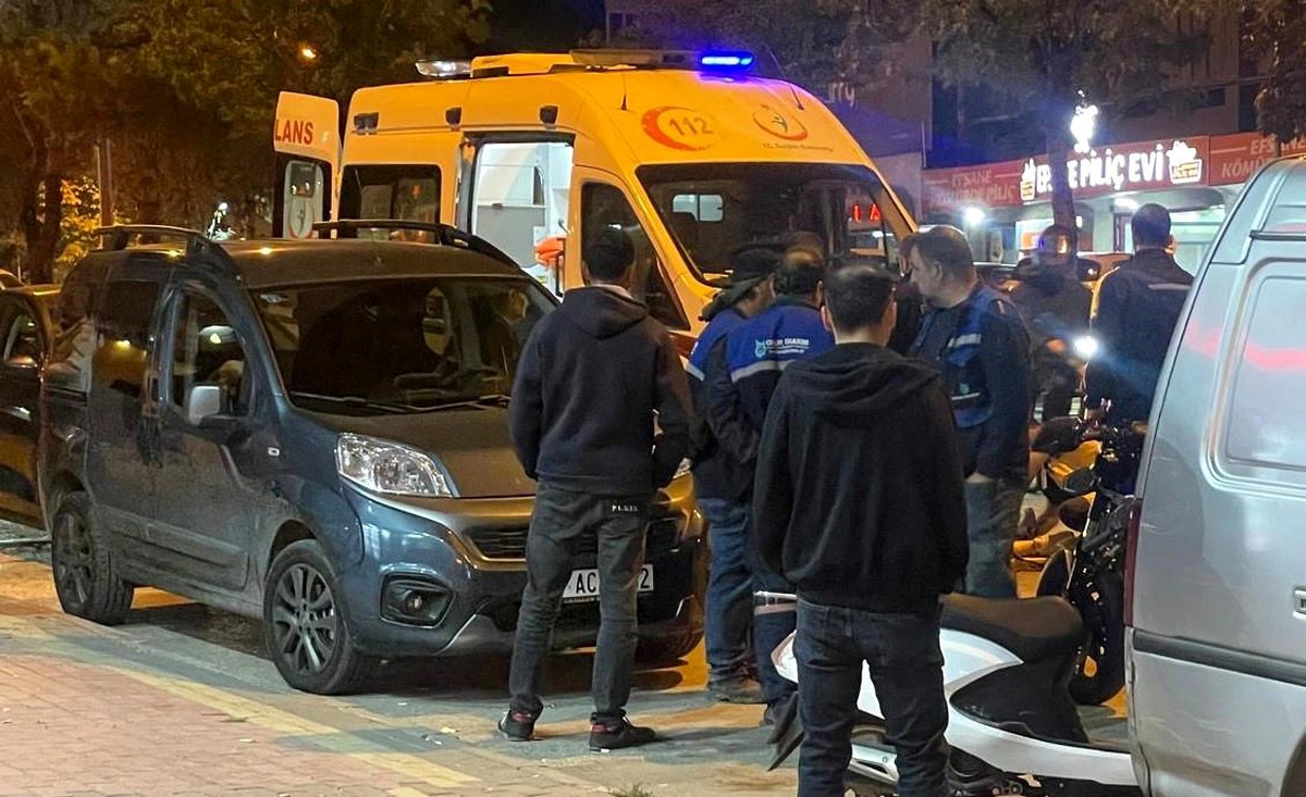 Bilecik\'te Motosiklet Yaya Çarptı