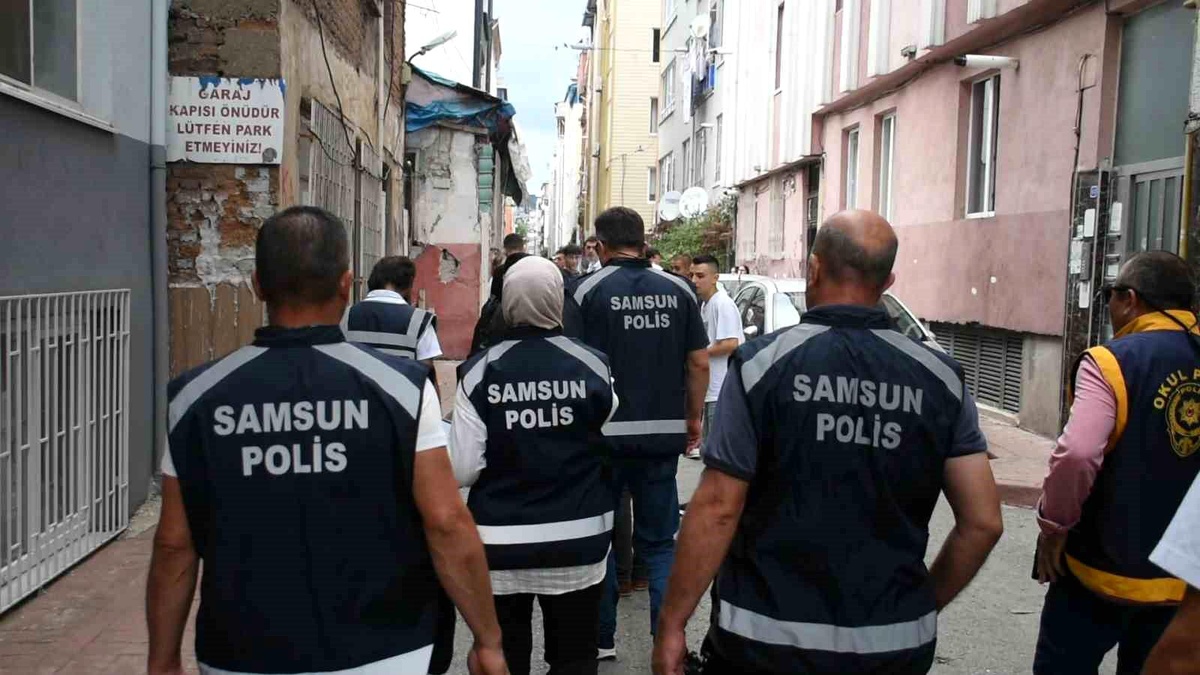 Samsun\'da Okul Çevrelerinde Güvenlik Denetimi