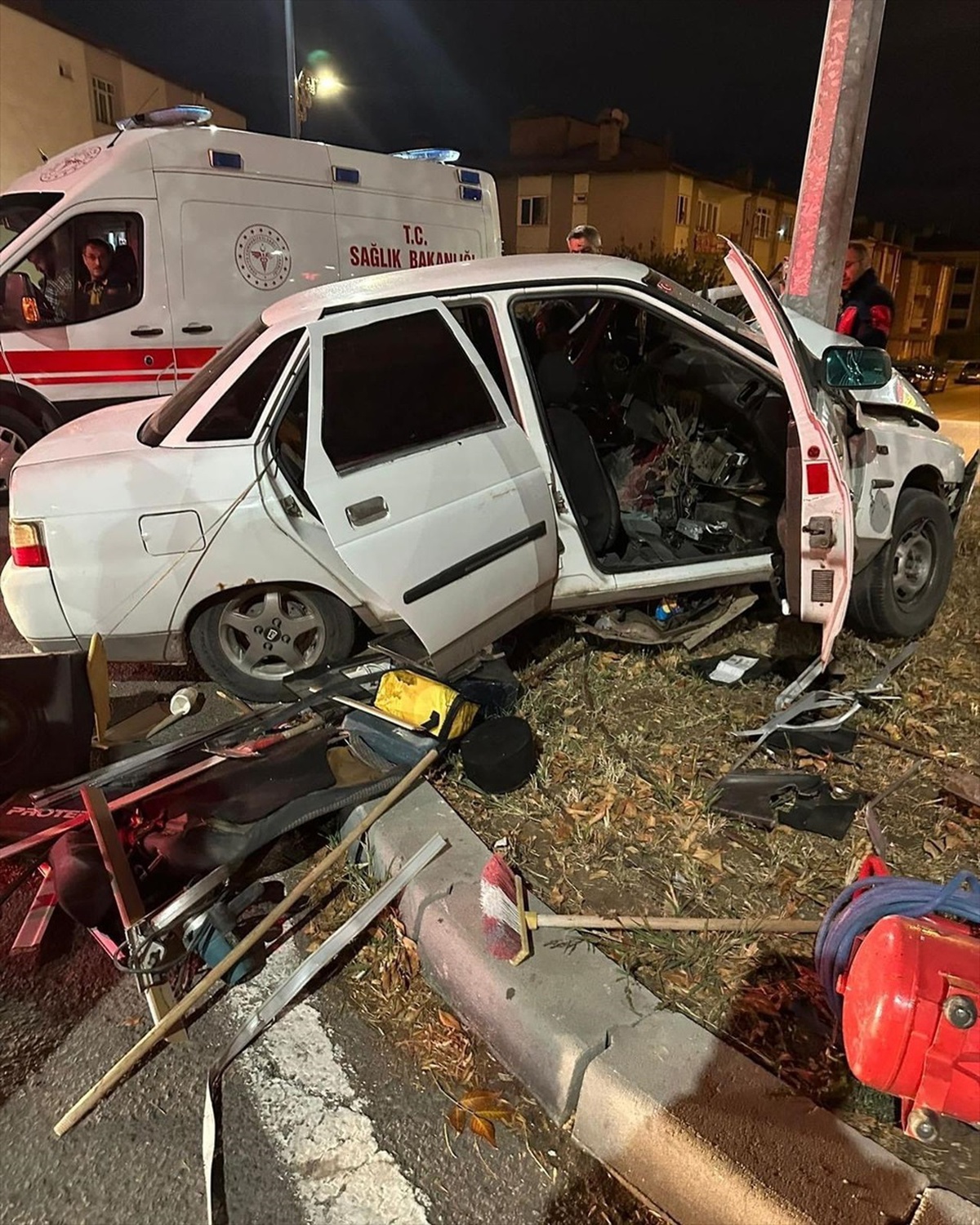 Sivas\'ta Trafik Kazası: 2 Yaralı