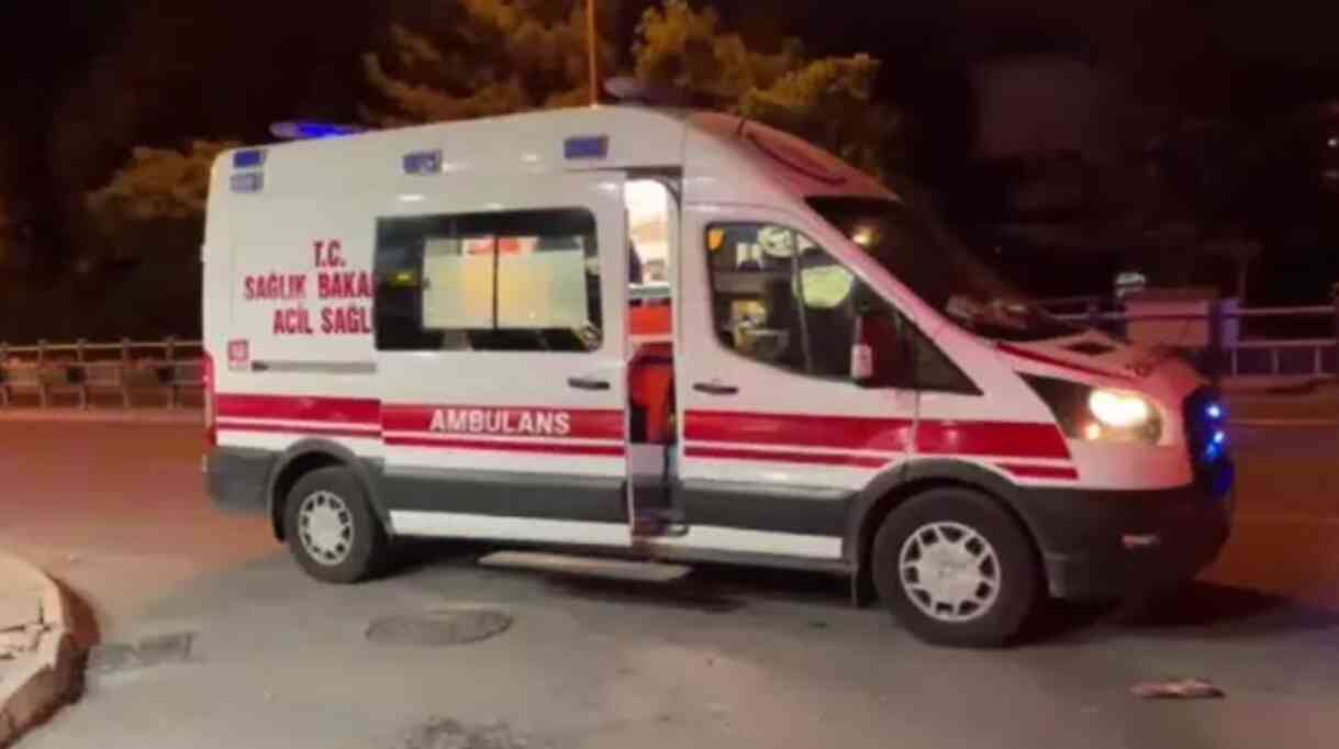 Sokakta Bıçaklı Saldırı: Bir Kişi Yaralandı Sokakta Bıçaklı Saldırı: Bir Kişi Yaralandı