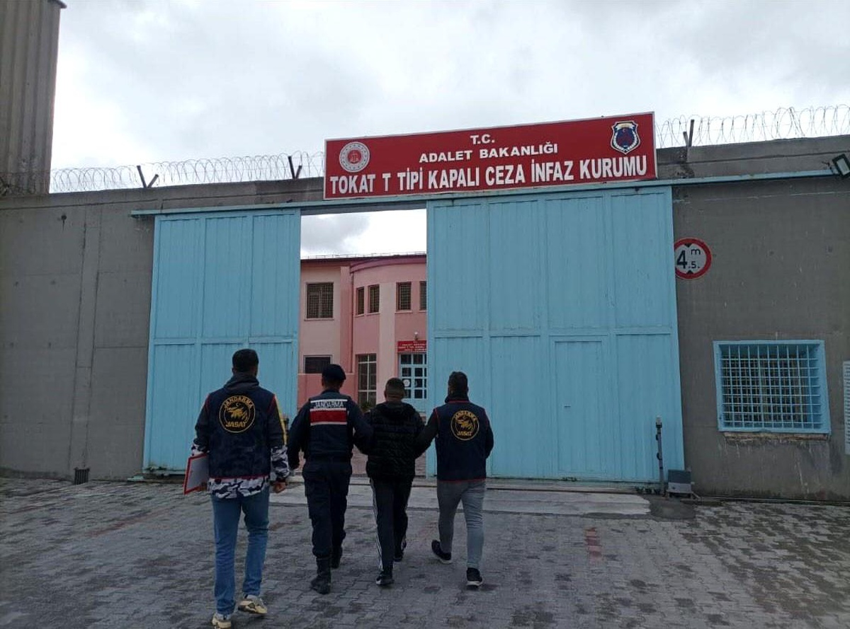 Tokat\'ta Aranan İki Şüpheli Yakalandı