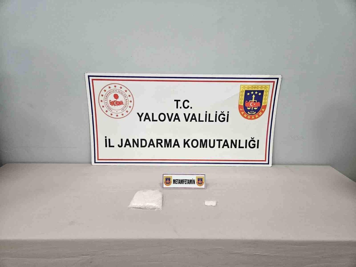 Yalova\'da Uyuşturucu Operasyonu: 2 Gözaltı