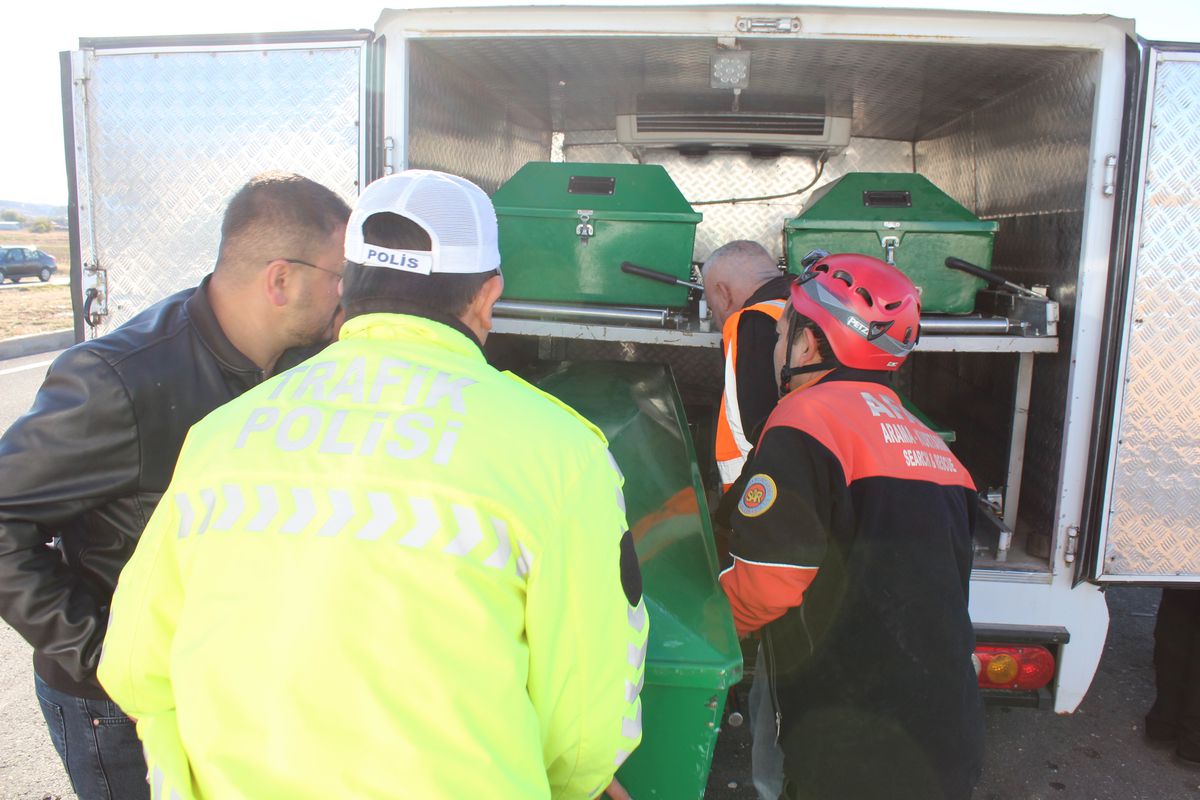 Aksaray\'da Tur Otobüsü Devrildi: 34 Yaralı