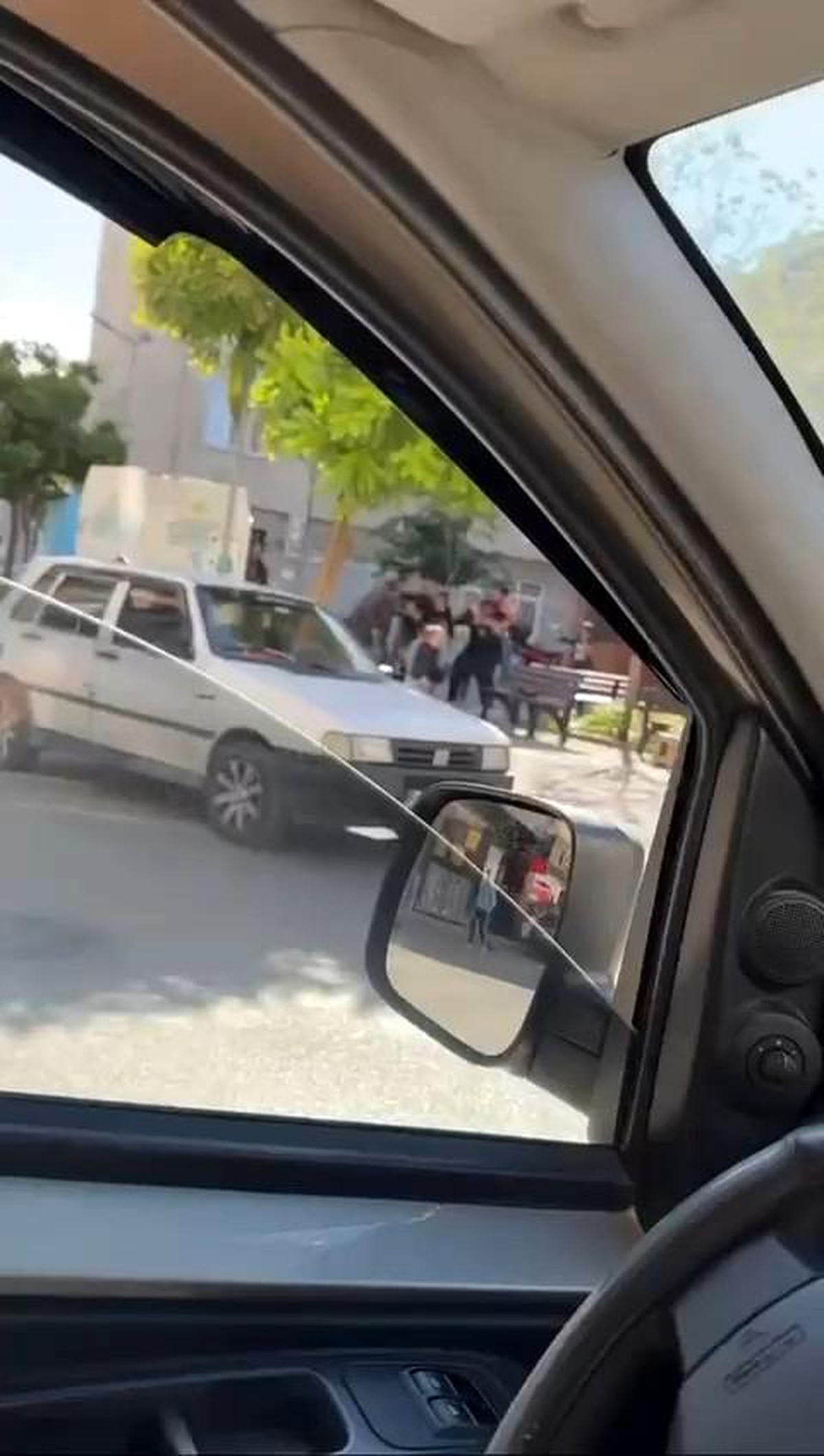 Bursa\'da Alacak-verecek Kavgası Çocukların Önünde