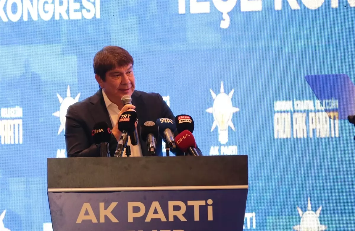 AK Parti Kemer İlçe Başkanlığına Uğur Ozan Gazioğlu yeniden seçildi