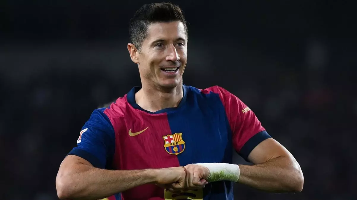 Barcelona Lewandowski\'nin transferinde dolandırıldı