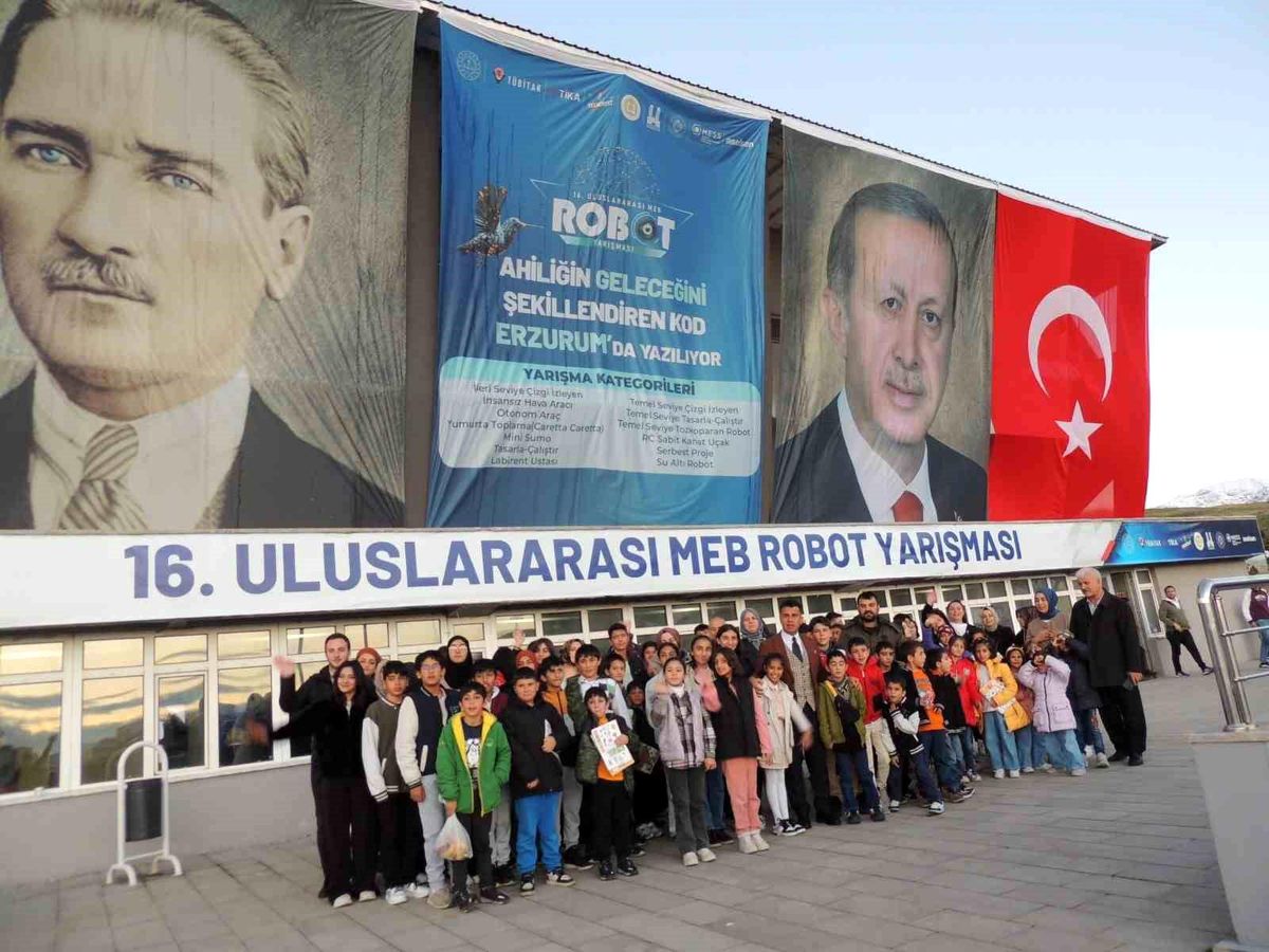 Çocuklar Robotik Atölyelerde Buluşuyor