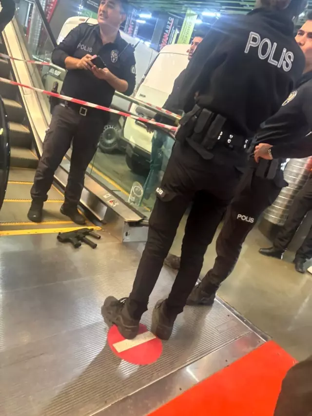 Kadın kılığına girip husumetlisine kurşun yağdırdı