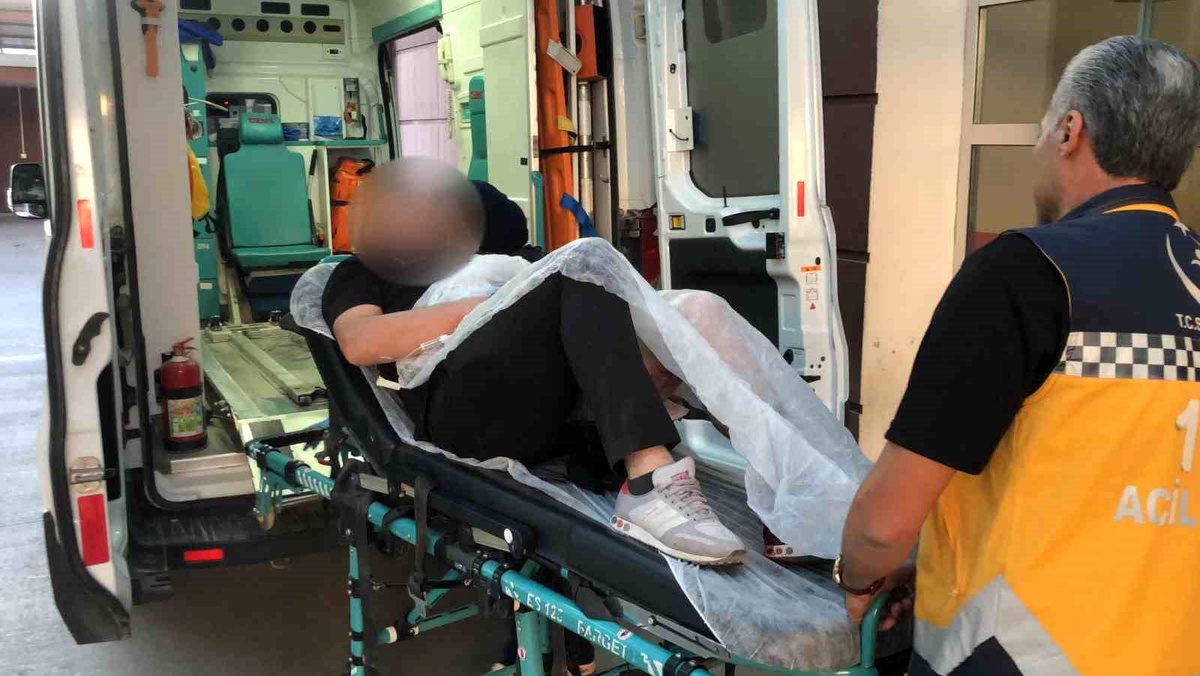 Adıyaman\'da Minibüs Sürücüleri Arasında Bıçaklı Kavga