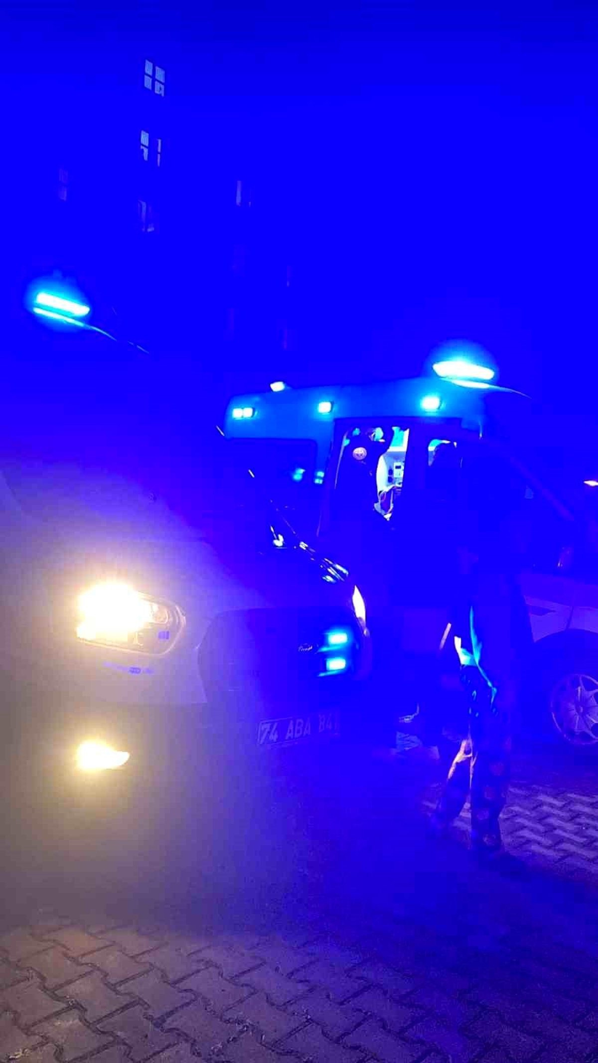 Bartın\'da Asansör Düşmesi: Bir Öğrenci Yaralandı