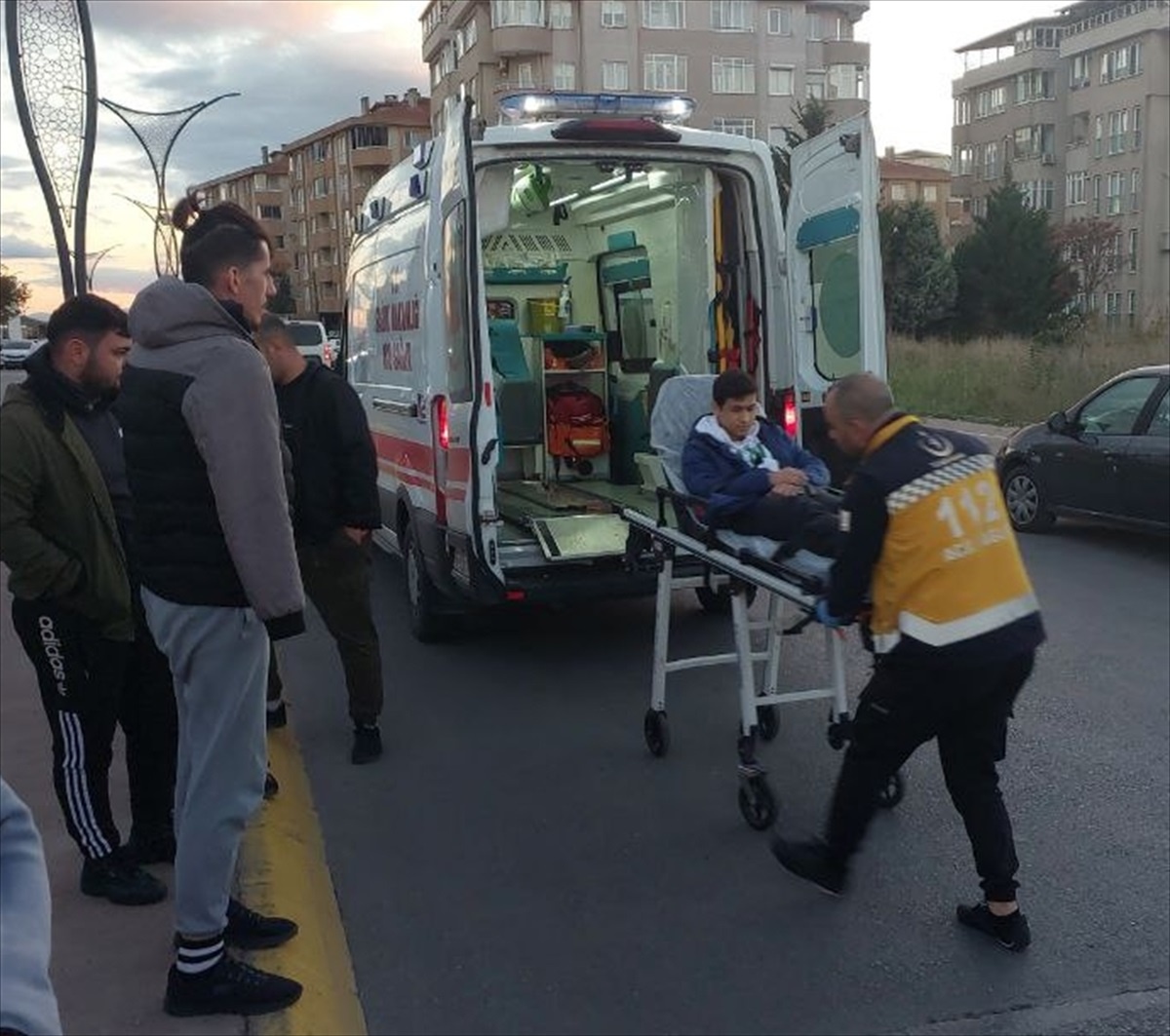 Gebze\'de Motosiklet Yayaya Çarptı