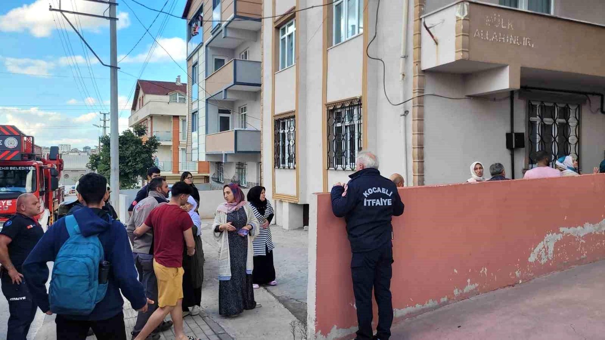 Gebze\'de Madde Bağımlısı Yangın Çıkardı
