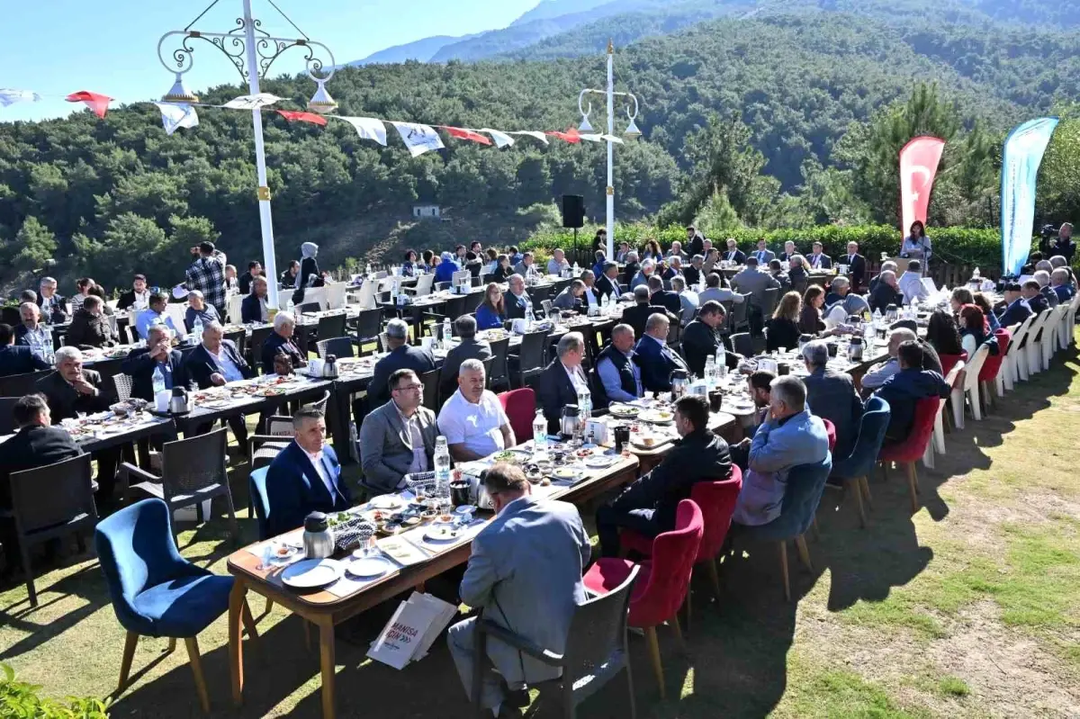 Manisa\'da muhtarlara ücretsiz otopark müjdesi