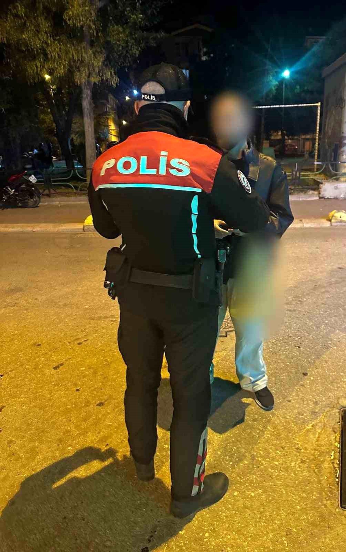 Eskişehir\'de Polis Uygulamaları: 5 Şahsa İşlem Yapıldı