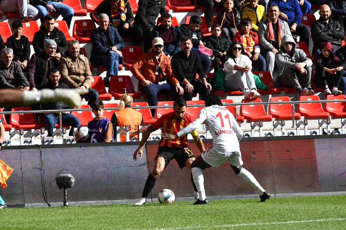 Kayserispor - Gaziantep FK: 2-2 Beraberlik