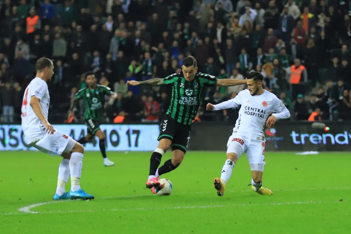 Kocaelispor, Ümraniyespor\'u 1-0 Yendi