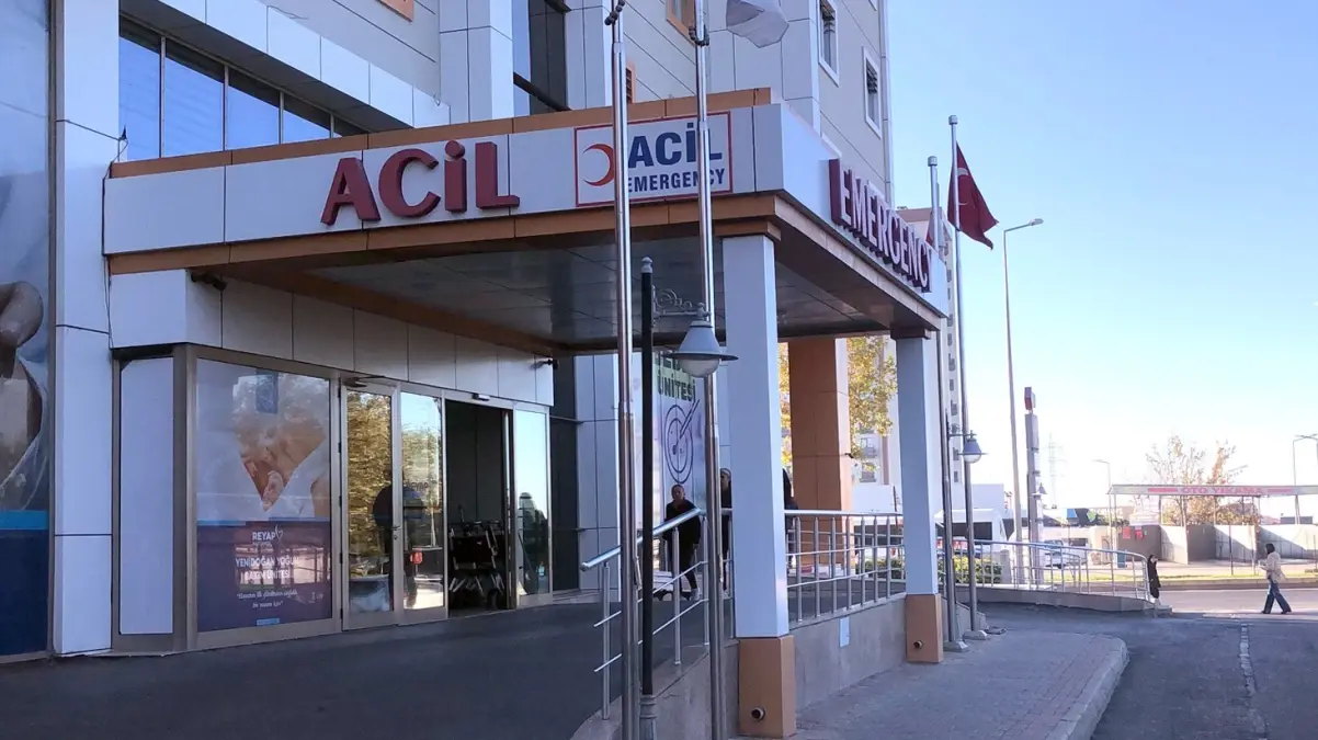 Yenidoğan çetesi soruşturmasında adı geçen hastanenin ruhsatı iptal edildi.