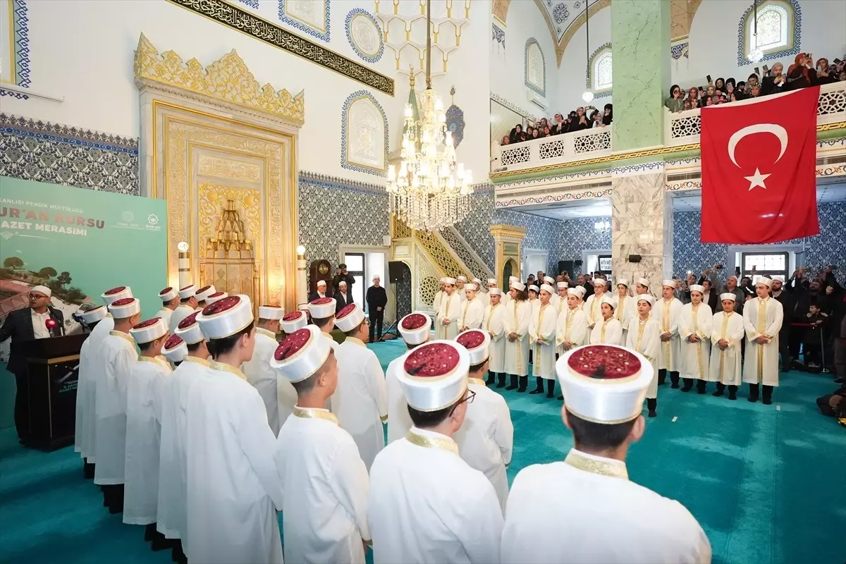 Diyanet\'ten Hafızlık Töreni