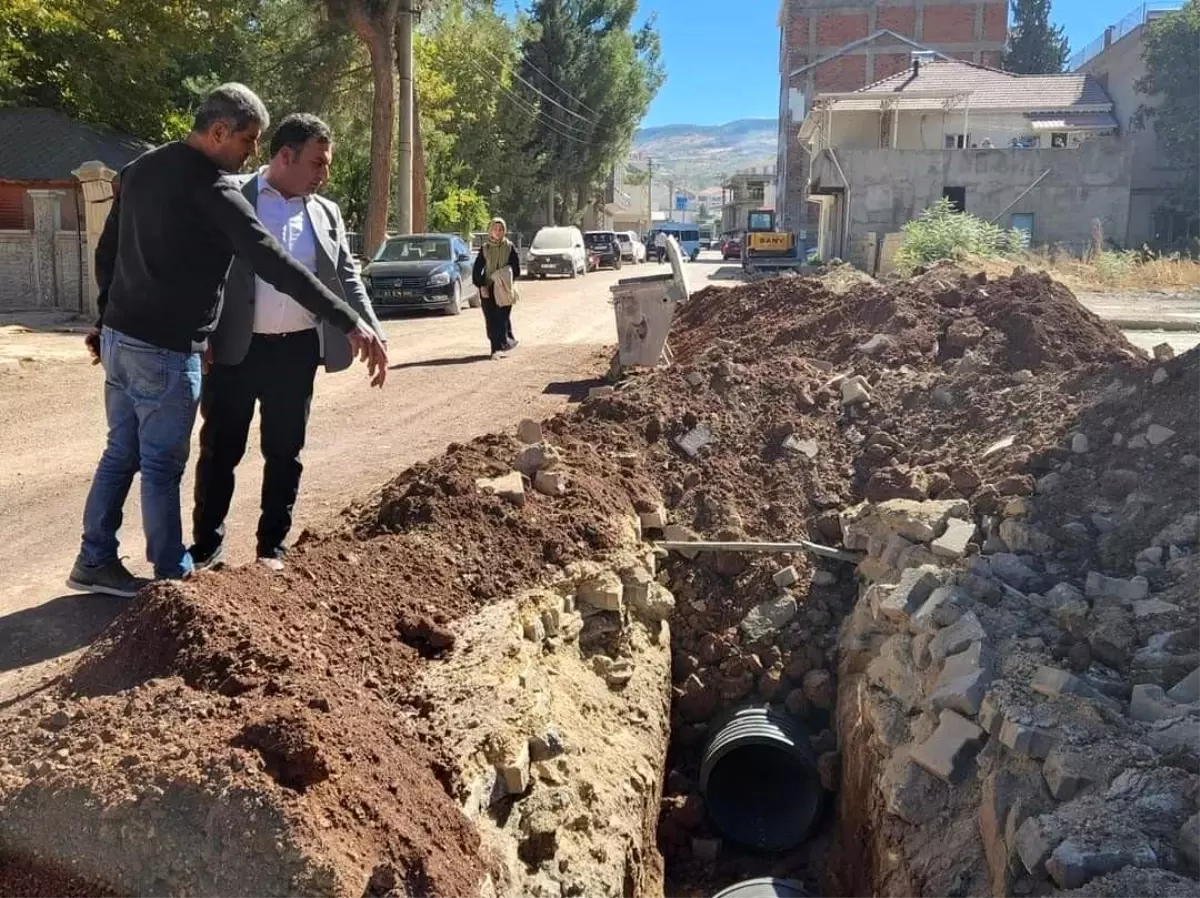 Gölbaşı Belediyesi Devlet Hastanesi Yolunu Asfaltladı