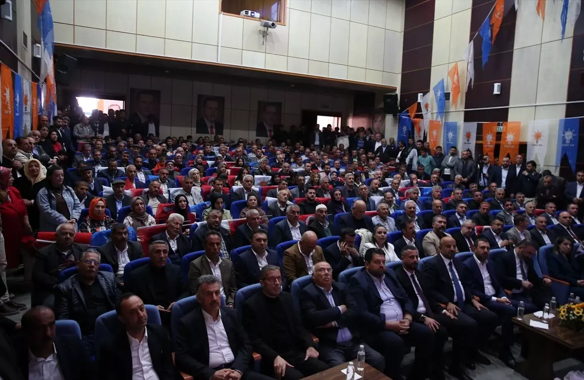 Bitlis\'te AK Parti 8. Olağan Merkez İlçe Kongresi yapıldı