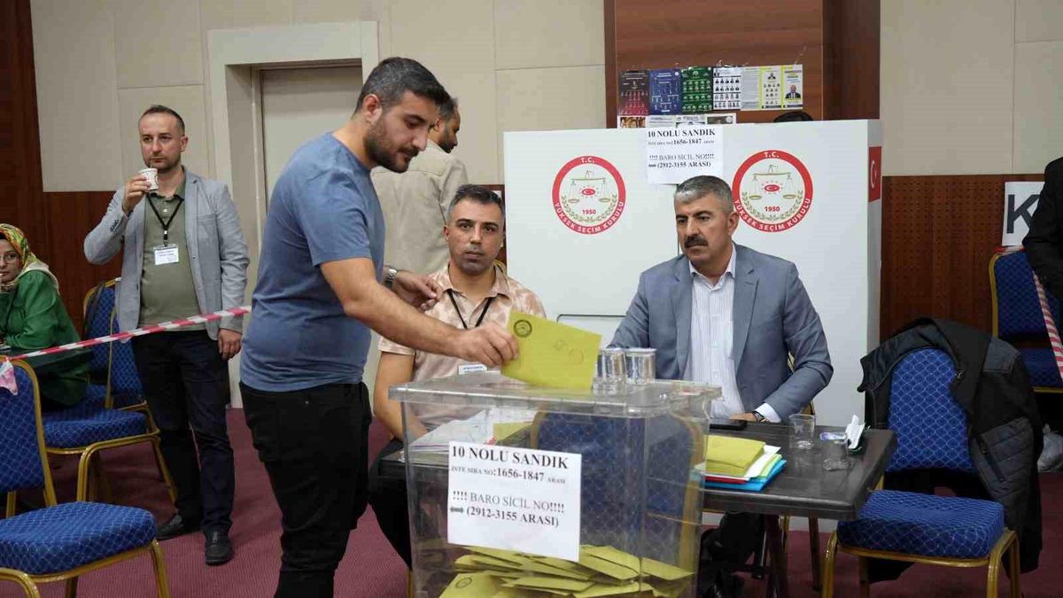 Gaziantep Barosu\'nda Seçim Heyecanı