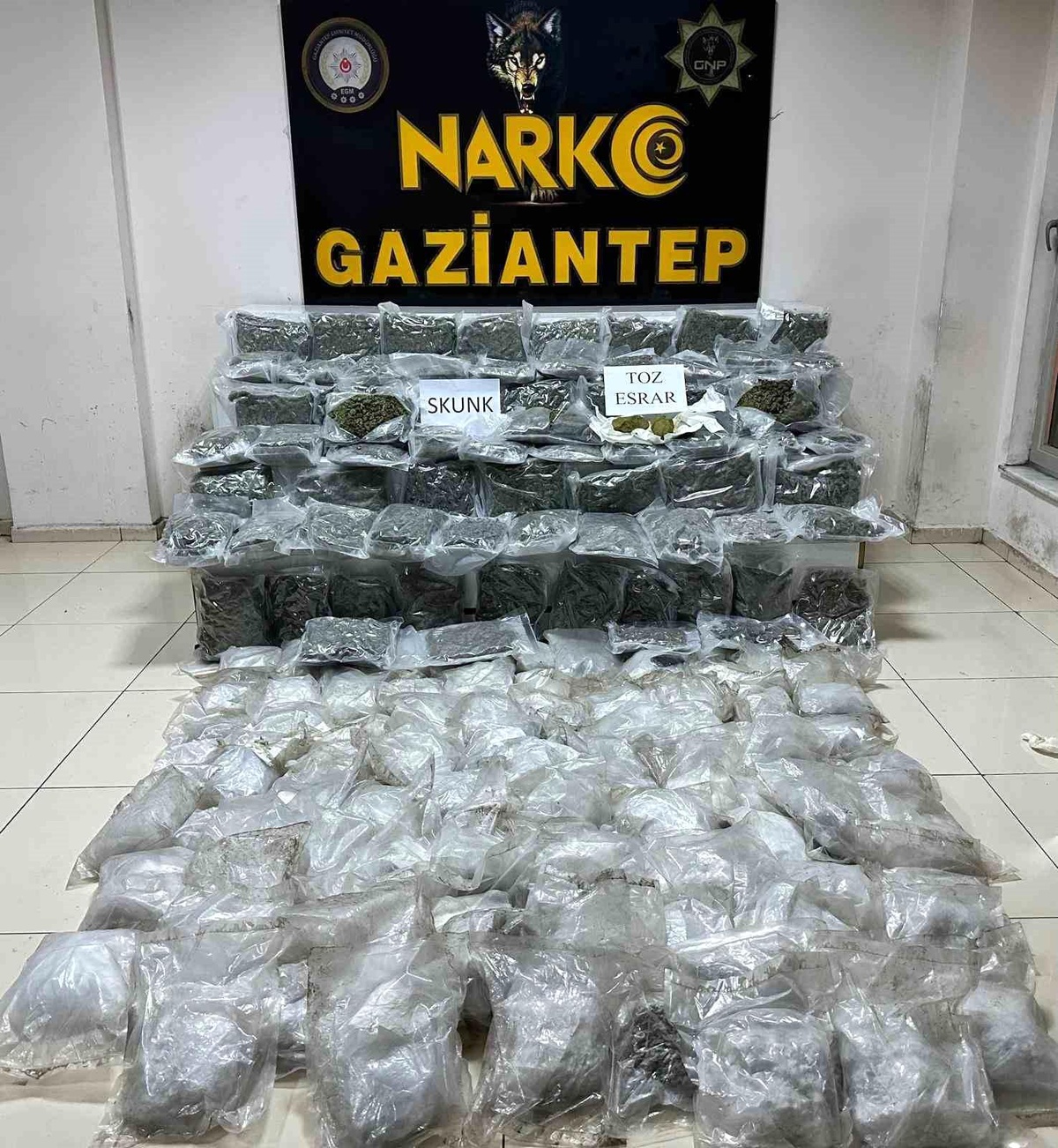 Gaziantep\'te Uyuşturucu Operasyonları: 4 Tutuklama