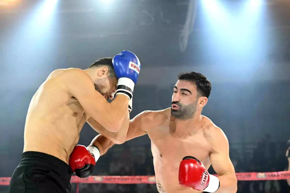 33. Super Series VIP Kick Boks Turnuvası Gaziosmanpaşa\'da Düzenlendi