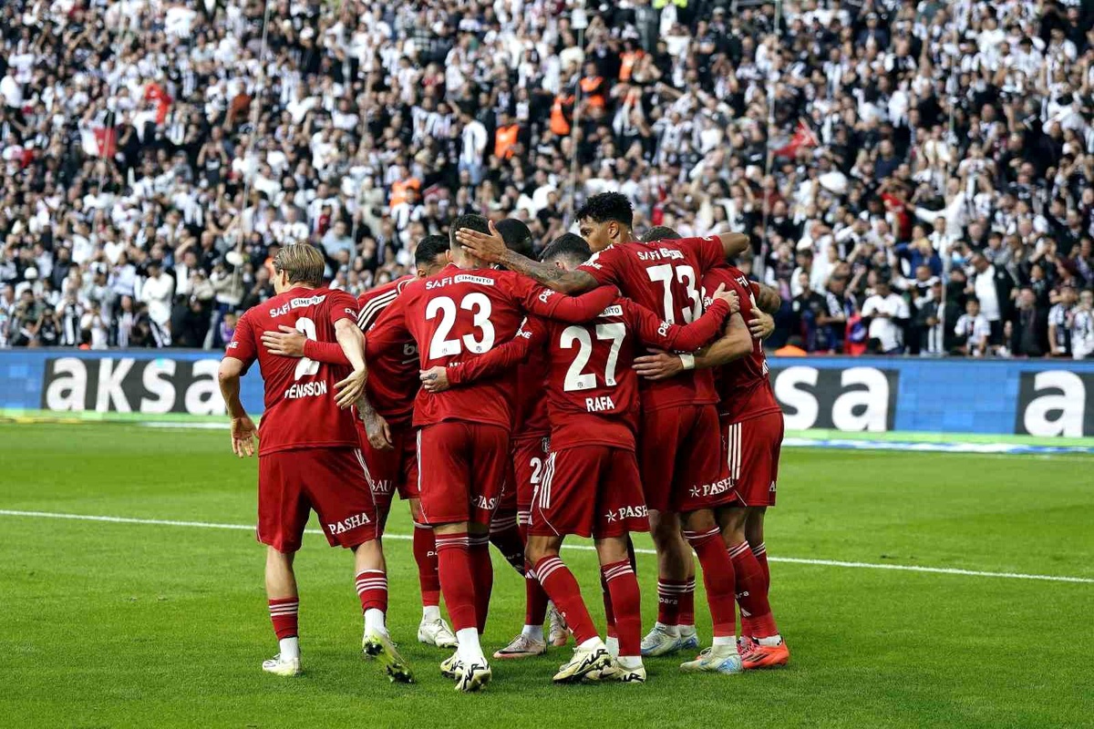 Beşiktaş Konyaspor\'u Yenerek Yenilmezliğini Sürdürdü