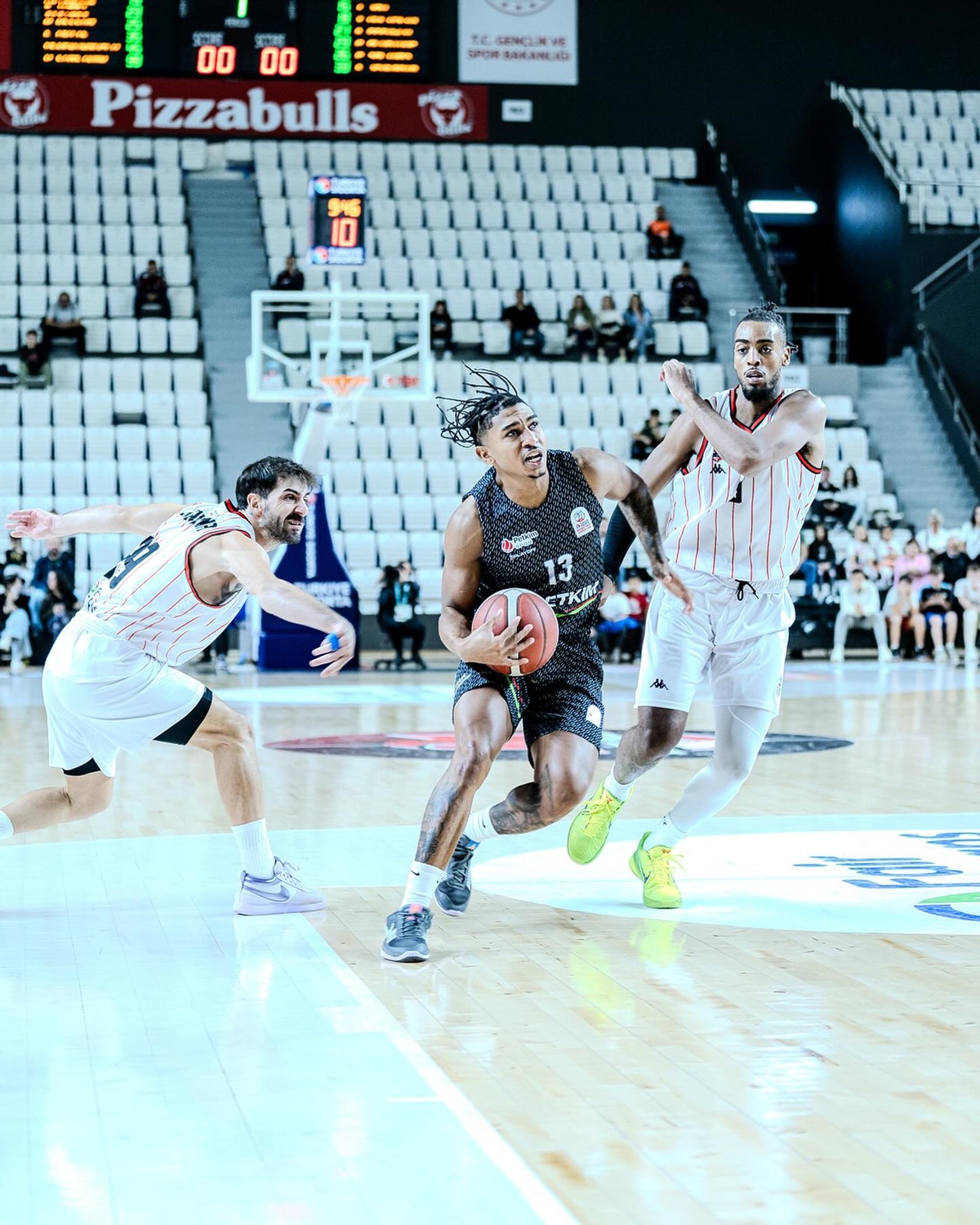 Petkimspor Deplasmanda Galip
