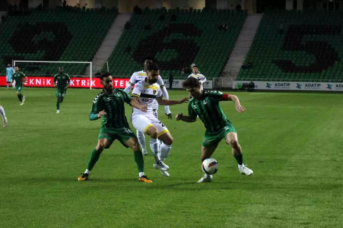 Sakaryaspor, İstanbulspor\'u 3-1 Yendi