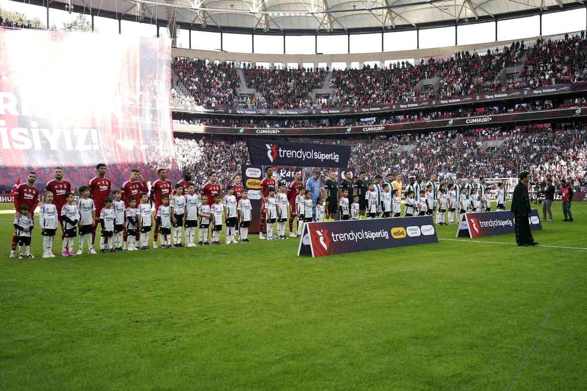 Beşiktaş-Konyaspor Maçı 0-0 Devam Ediyor